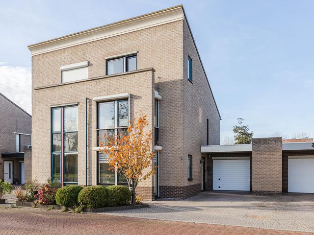 Laan van Othene 35, Terneuzen