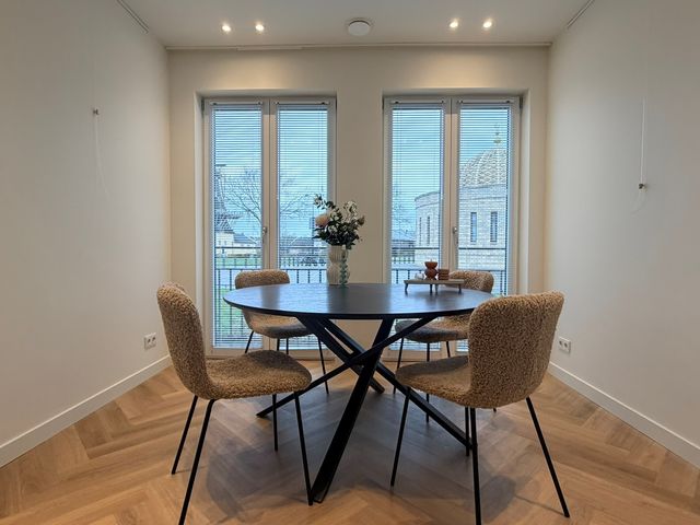 Chris Van Abkoudestraat 21, Leiden