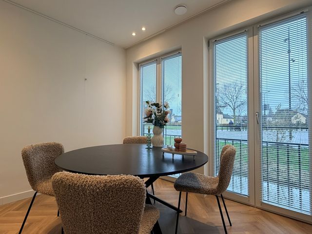 Chris Van Abkoudestraat 21, Leiden