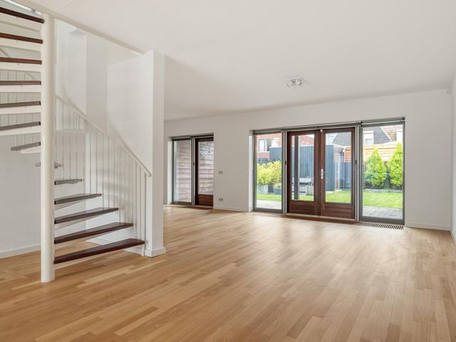 Jamaicastraat 33, Almere