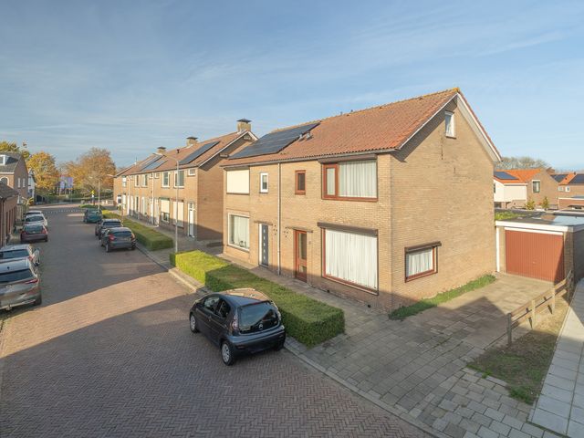 Nijverheidstraat 18, Kruiningen