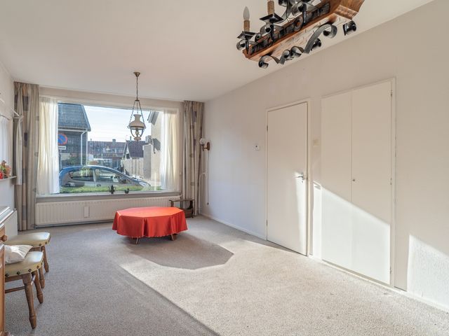 Nijverheidstraat 18, Kruiningen