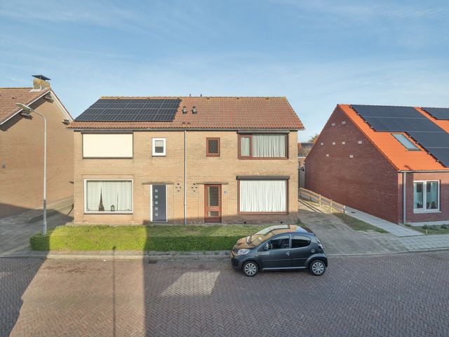 Nijverheidstraat 18, Kruiningen