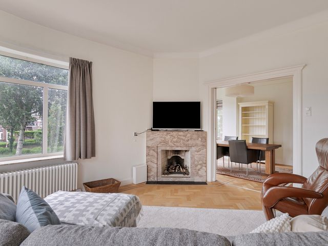 Nieuwe Parklaan 144 6, Den Haag