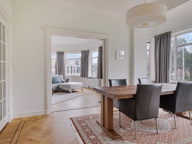 Nieuwe Parklaan 144 6, Den Haag