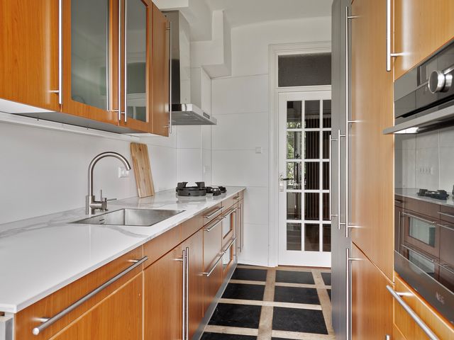 Nieuwe Parklaan 144 6, Den Haag