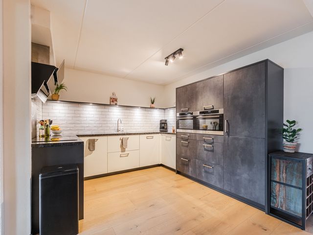 Waterkant 47, Oude Pekela