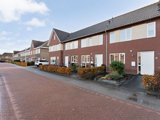 Jongsmalaan 8, Hardenberg