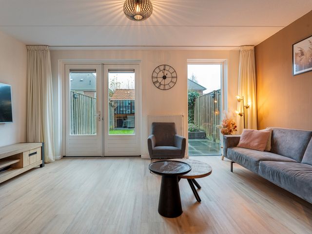 Jongsmalaan 8, Hardenberg