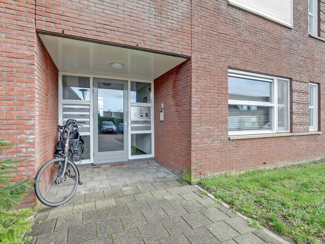 Diamantslijper 16, Zeewolde