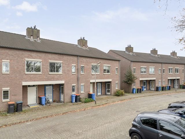 Sara Burgerhartsingel 93, Amersfoort