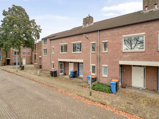 Sara Burgerhartsingel 93, Amersfoort