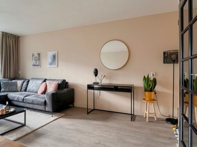 Sara Burgerhartsingel 93, Amersfoort