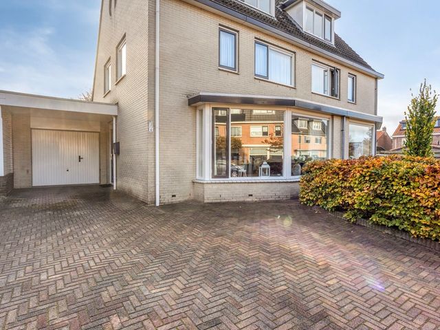 Vuurvlinderronde 4, Veenendaal