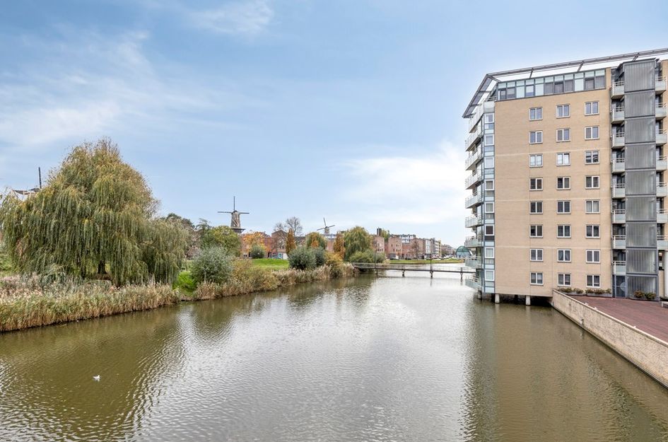 Joop den Uyllaan 105