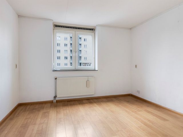 Joop den Uyllaan 105, Schiedam