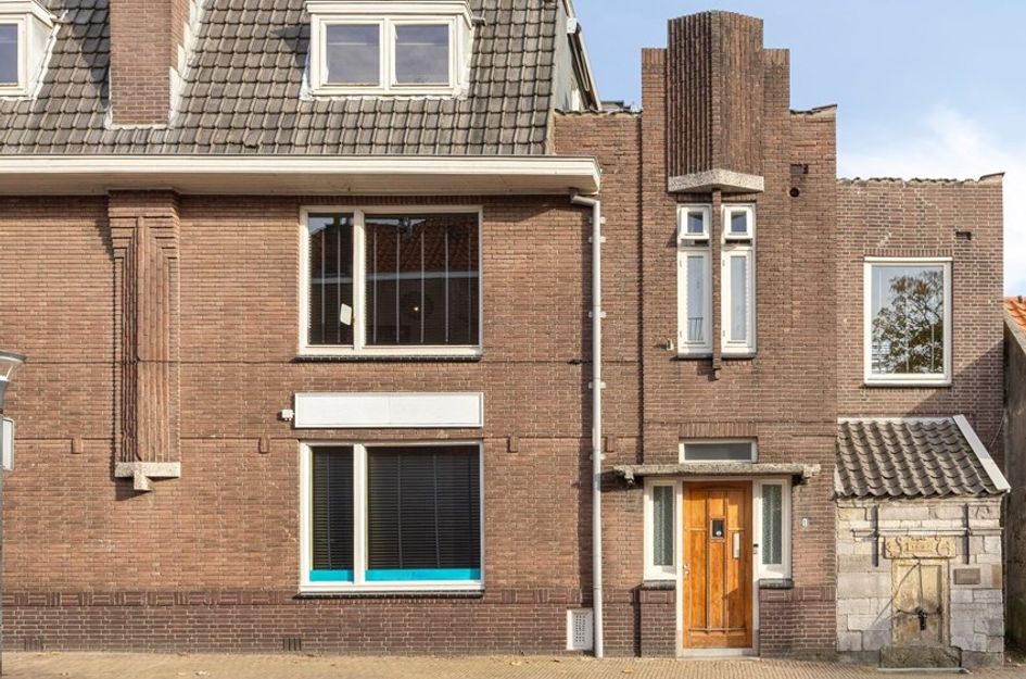 Pompstraat 1