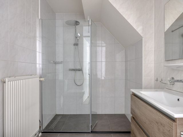 Neptunus 4, Schijndel