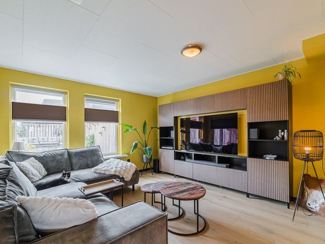 Waterkant 47, Oude Pekela