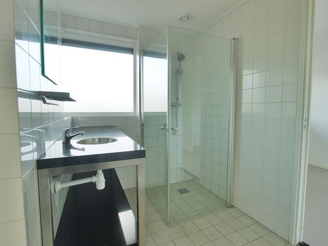 Crack-State 80, Amsterdam