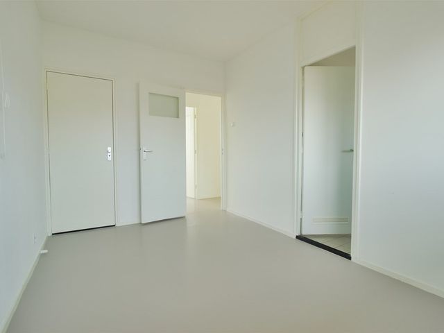 Crack-State 80, Amsterdam