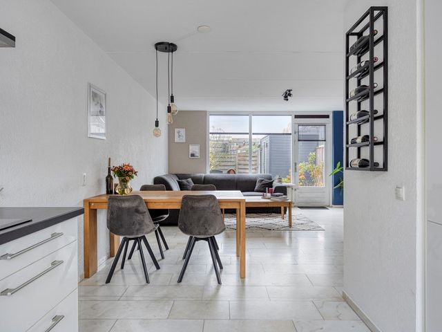 Ballade 77, Zwijndrecht