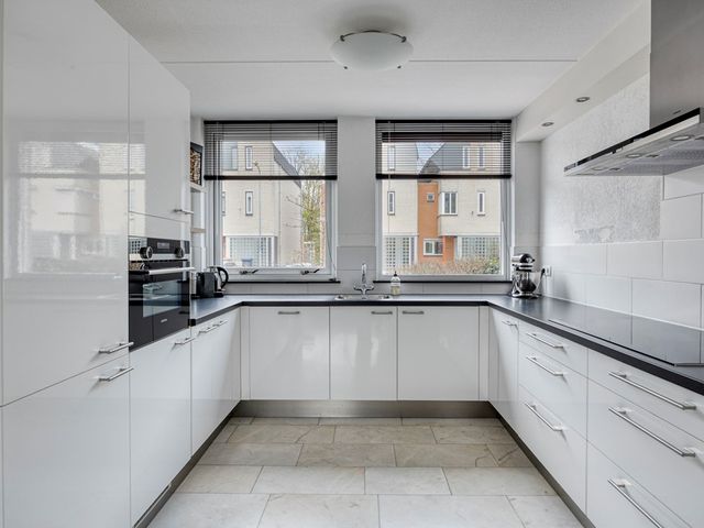 Ballade 77, Zwijndrecht