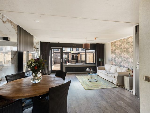 Rietvelddreef 9, Barendrecht