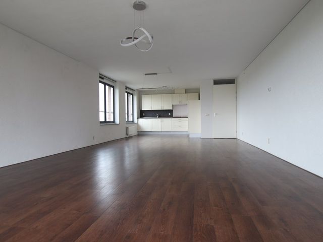 Harriët Freezerhof 29, 's-Gravenhage