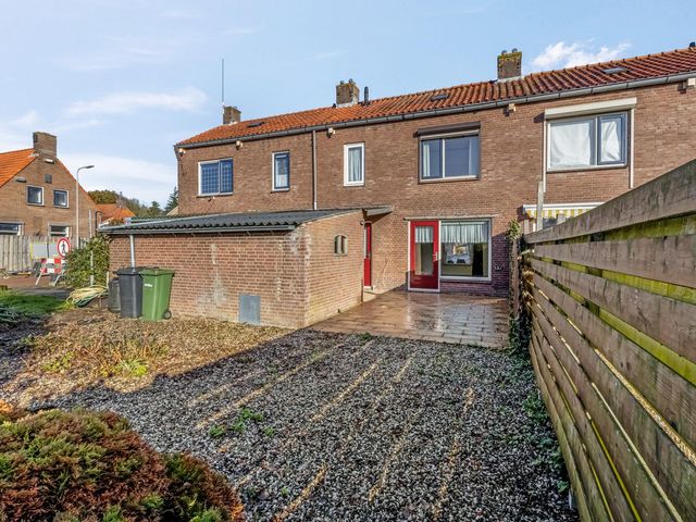 Damstraat 22, Zetten