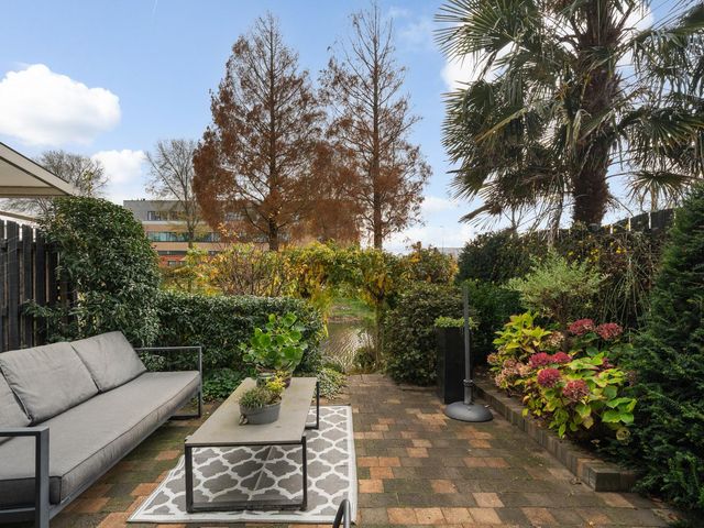 Marineblauw 155, Zoetermeer