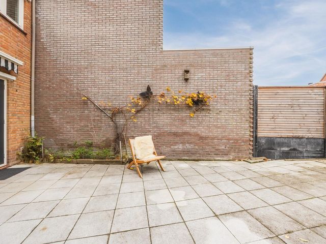 Kasteelstraat 27, Philippine