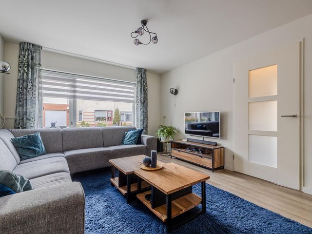 Markiezenstraat 8, Philippine