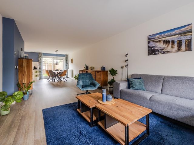 Markiezenstraat 8, Philippine