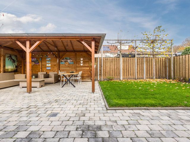 Markiezenstraat 8, Philippine