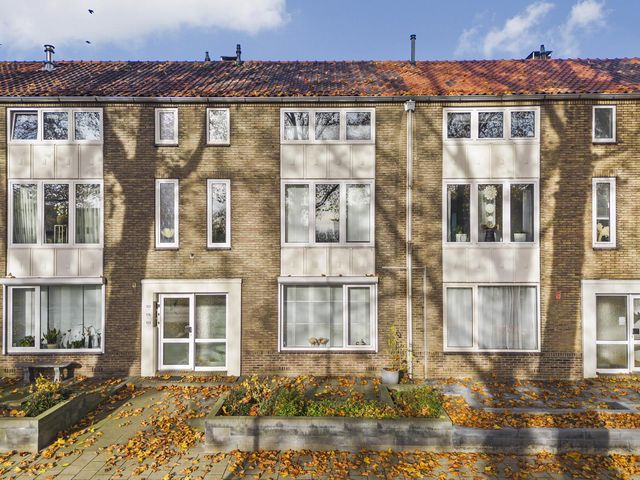 Henri Hermanslaan 117, Geleen