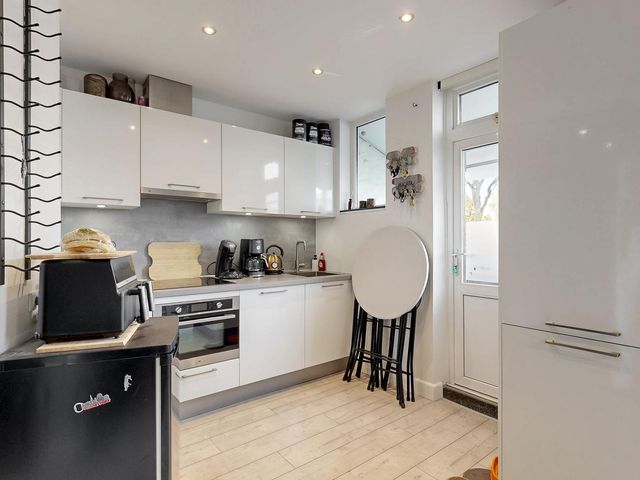 Henri Hermanslaan 117, Geleen