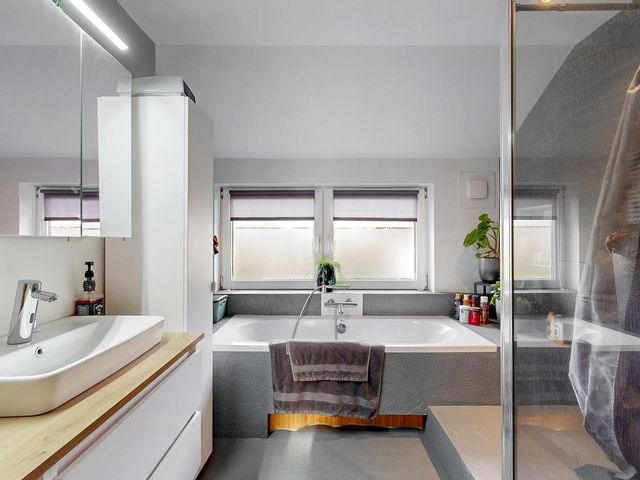 Henri Hermanslaan 117, Geleen