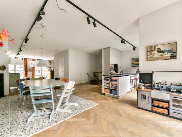 Revaleiland 425, Amsterdam