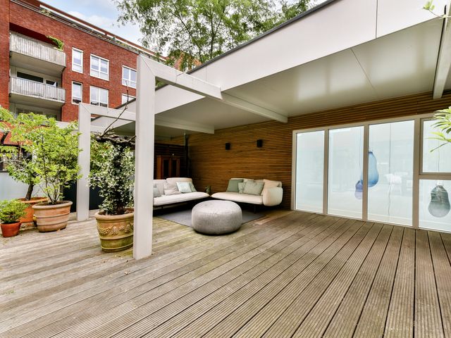 Revaleiland 425, Amsterdam