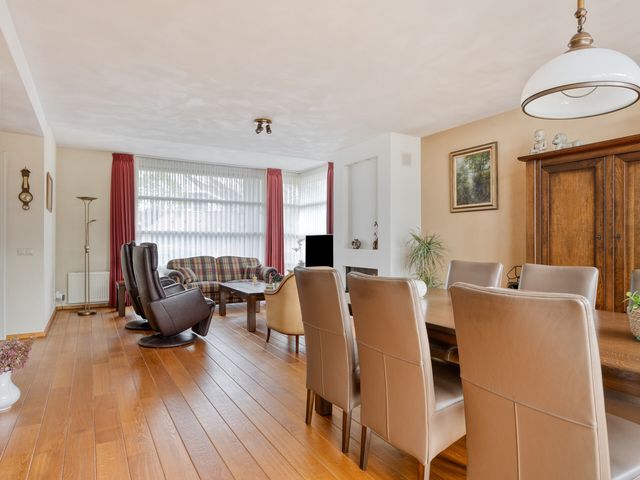 Neptunus 4, Schijndel