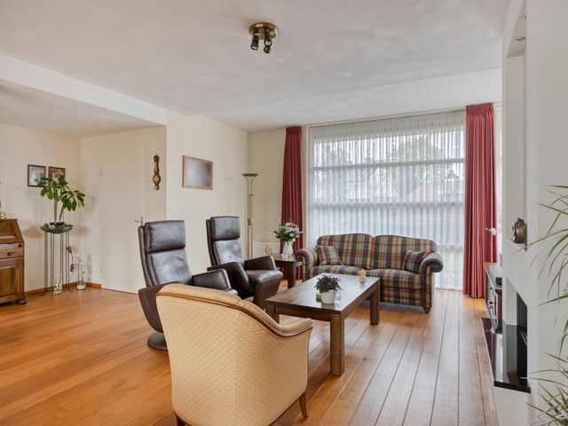 Neptunus 4, Schijndel