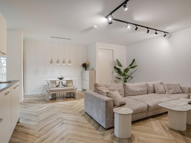 Burgemeester Elsenlaan 323F306, Rijswijk