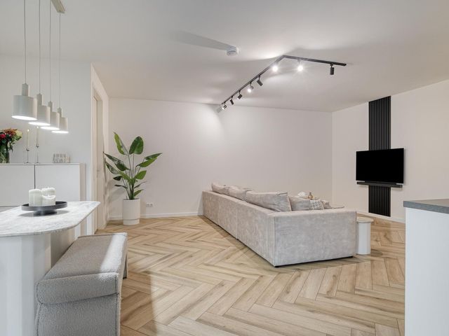 Burgemeester Elsenlaan 323F306, Rijswijk