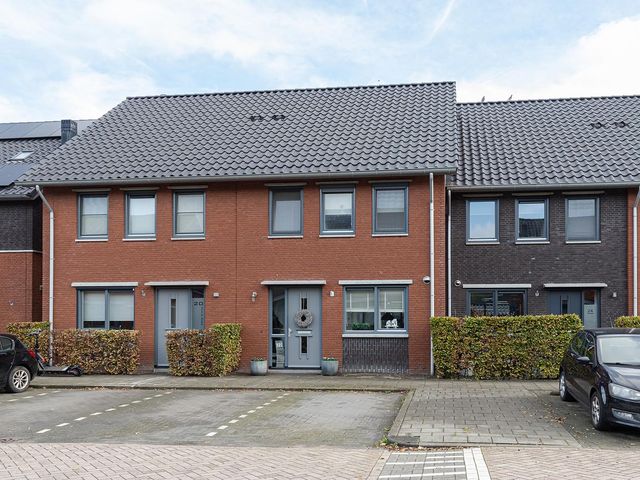 Ocker Repelaerstraat 22, Molenaarsgraaf