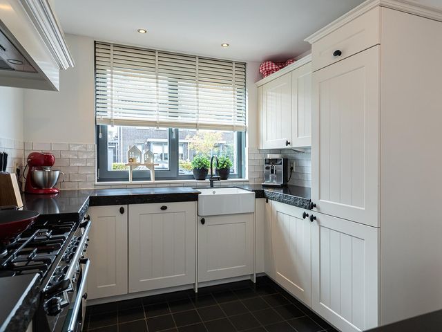 Ocker Repelaerstraat 22, Molenaarsgraaf