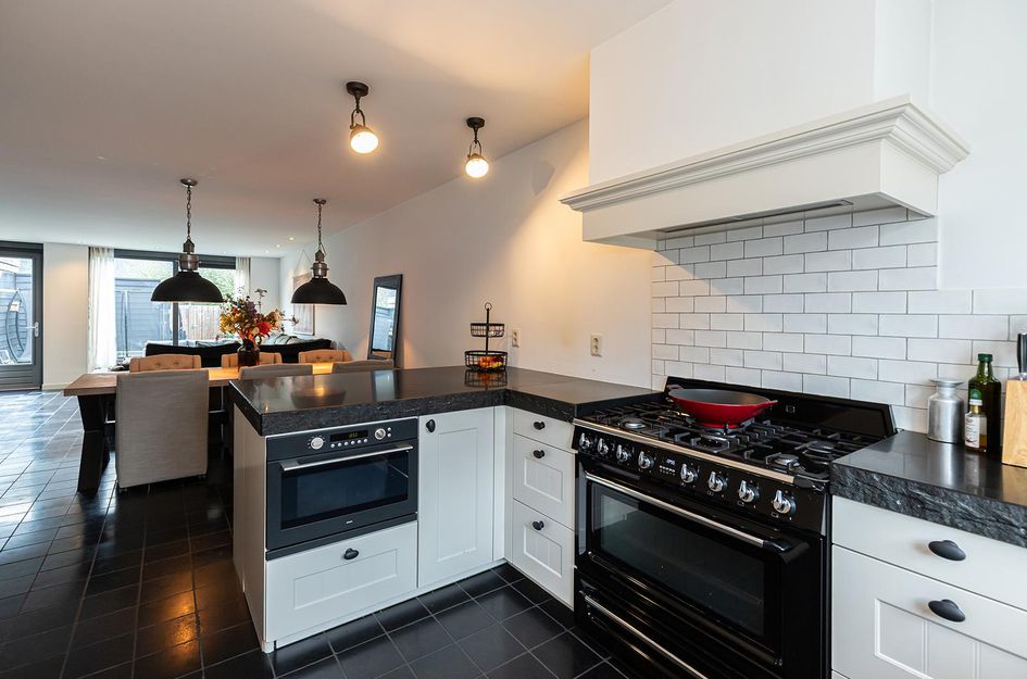 Ocker Repelaerstraat 22