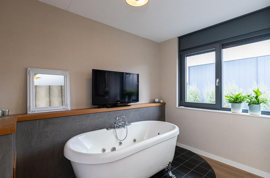 Ocker Repelaerstraat 22