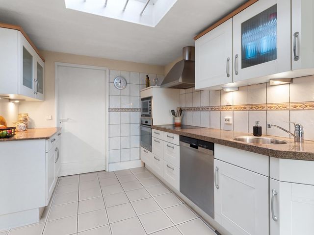 Slingebeekstraat 104, Almere