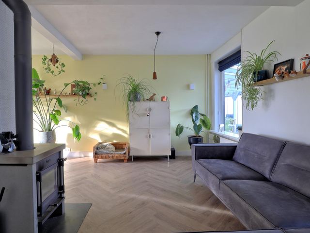 Onderduikerspad 14A, Espel